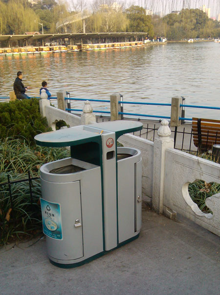 �L�L���@����Ͱ�����D���p